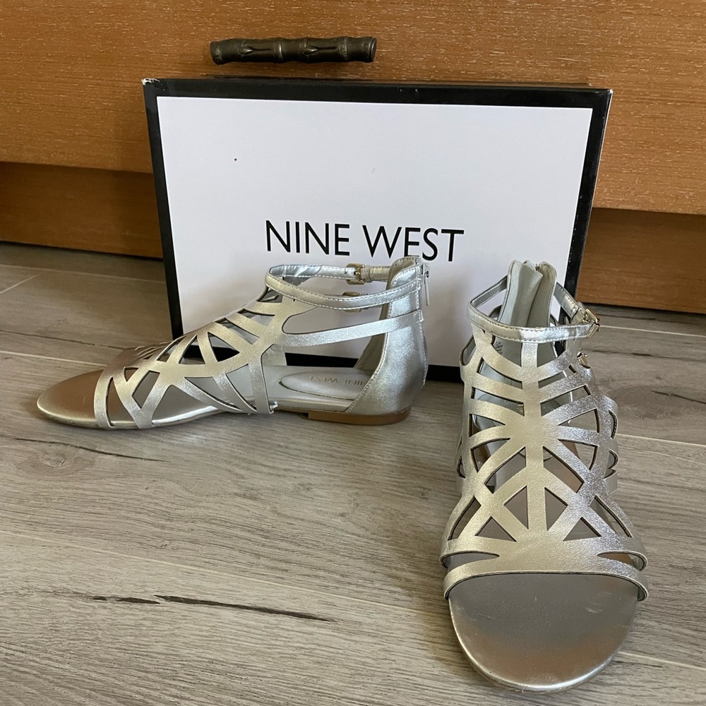 Nine West Silver Strappy Gladiator Sandals